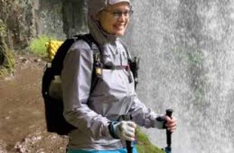 Top 5 Lightweight Rain Jackets for Travelers in 2025