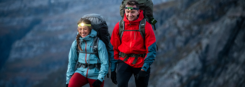 Ultimate Guide: Best Outdoor Jackets for Hiking in 2025 Ultimate Guide: Best Outdoor Jackets for Hiking in 2025